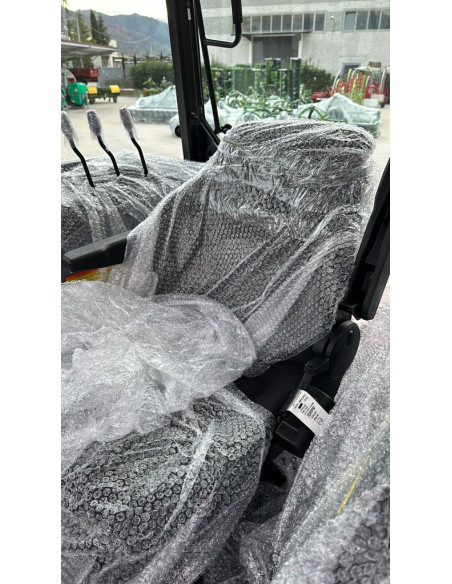 Trattore Solis S90 cabinato