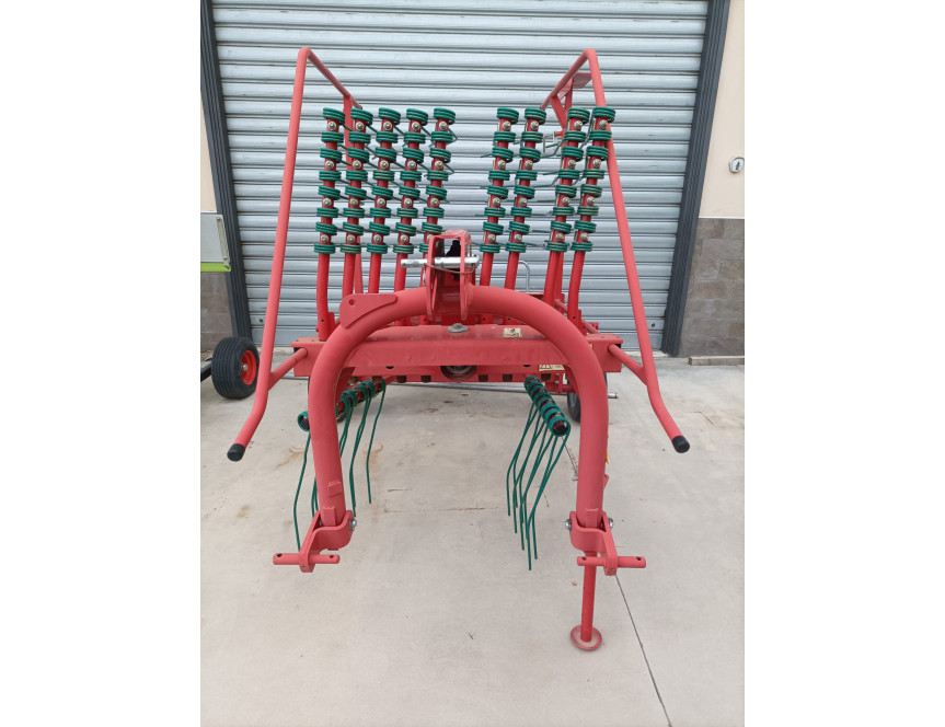 Ranghinatore Kverneland Taarup 9439